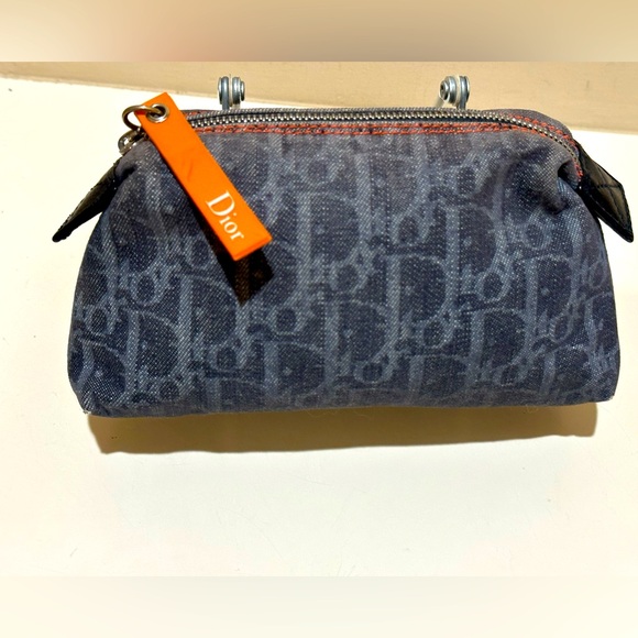 Christian Dior
Denim Cosmetic Bag - Picture 1 of 13